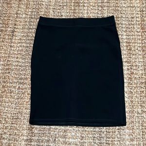 Old Navy Stretchy Pencil Skirt - Size Small